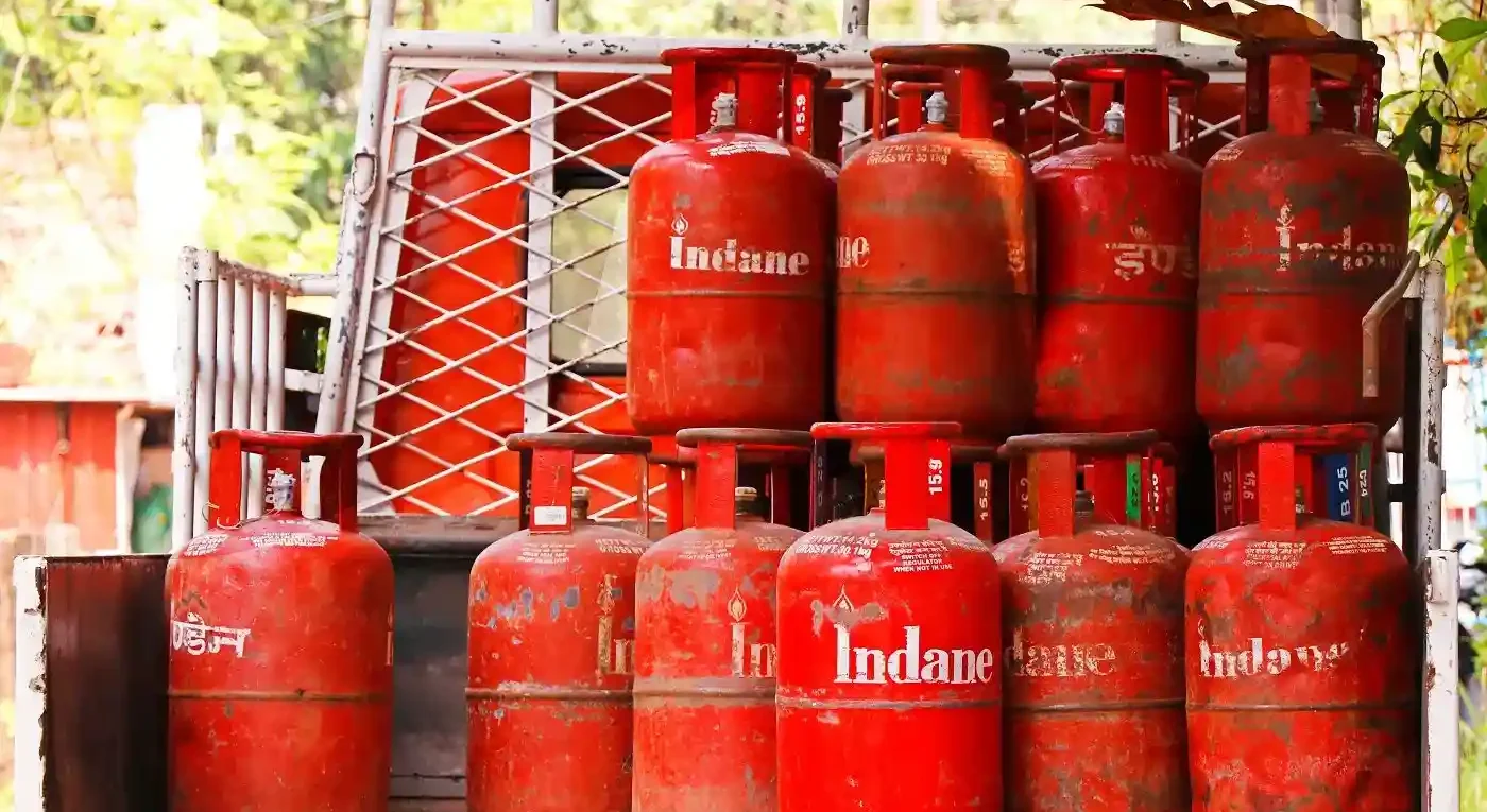 LPG सिलिंडर पर फिर लौट रहा दोहरी कीमत वाला सिस्टम