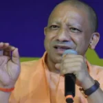 काशी में बोले सीएम योगी, आंगनबाड़ी केंद्रों के बच्चों को मिलेंगी दो-दो यूनिफॉर्म; 70 हजार केंद्रों का हुआ कायाकल्प