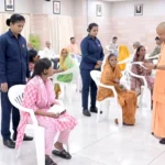 जनता दर्शन में सीएम योगी ने सुनीं लोगों की समस्याएं, बोले- पीड़ितों की संतुष्टि सरकार की शीर्ष प्राथमिकता