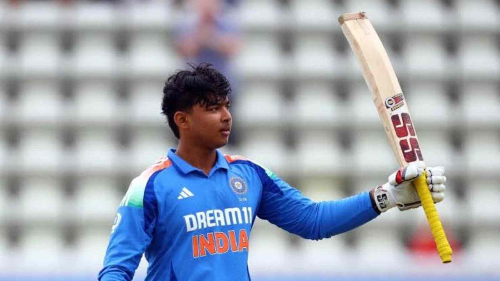 टीम का ऐलान नहीं हुआ, फिर भी वैभव सूर्यवंशी पर कीवी कोच की नजर