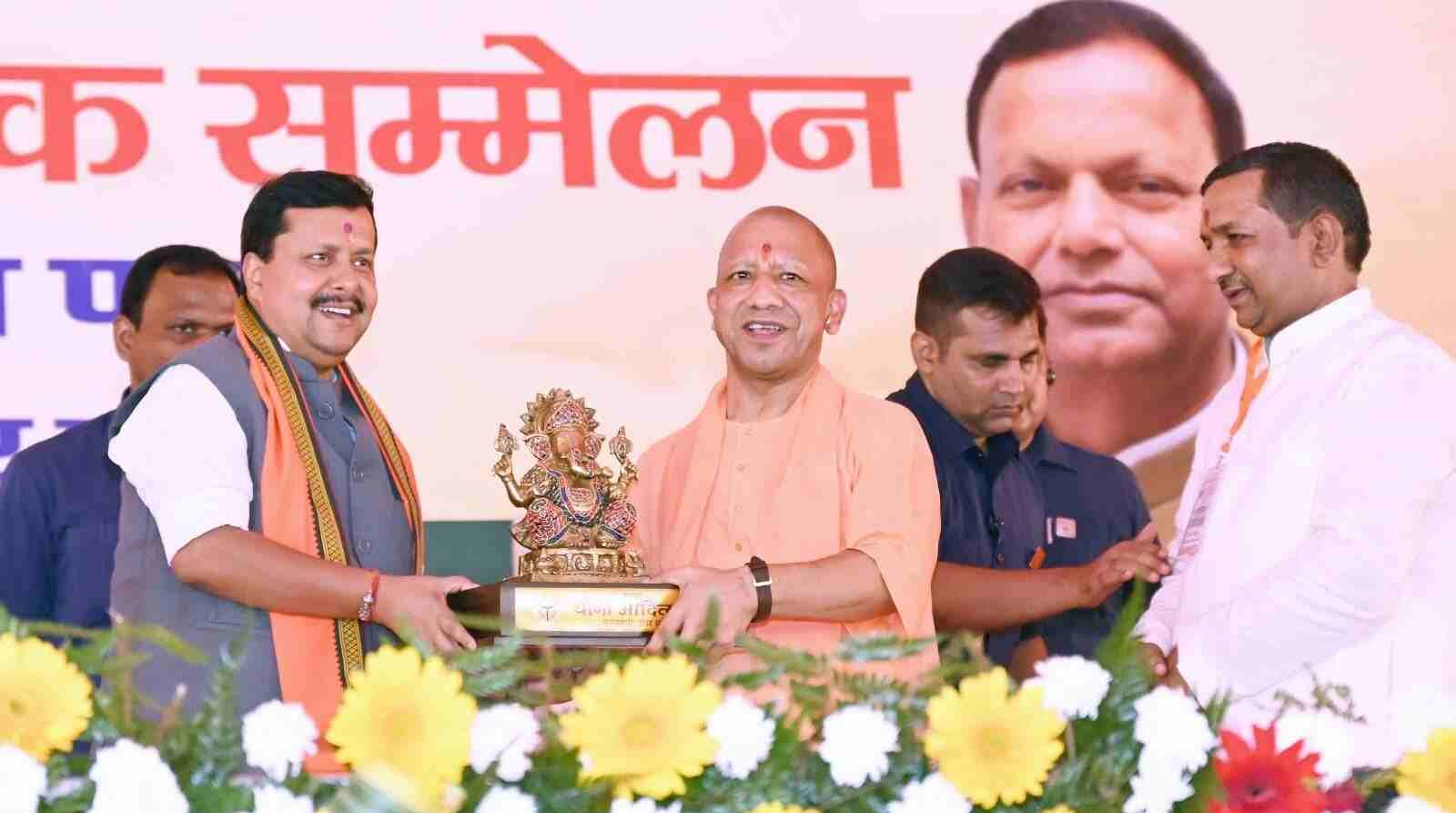 नितिन नवीन बोले- यूपी को बांटने की कोशिश न हो, विकास का रथ रुकने नहीं देंगे