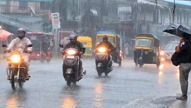 पश्चिमी विक्षोभ और नमी से बदला मौसम, पूर्वांचल में गरज-चमक के साथ बारिश