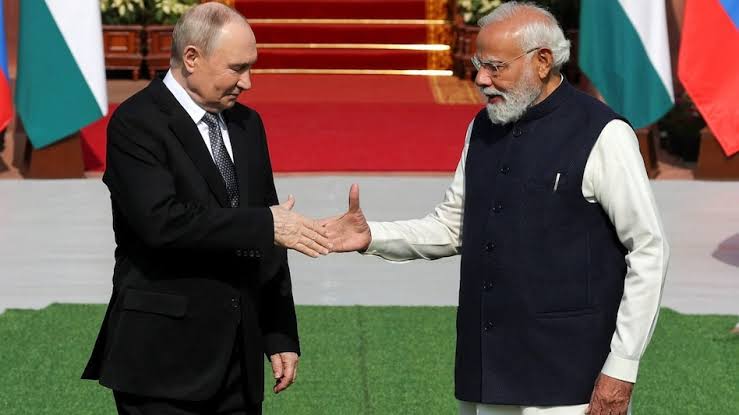 पीएम मोदी को जन्मदिन की बधाई, पुतिन ने बताया असाधारण नेता