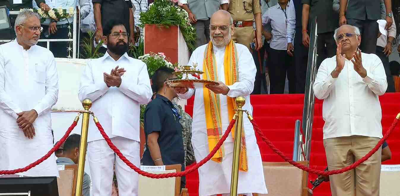 पीएम मोदी दुनिया के सबसे लोकप्रिय नेता, अमित शाह
