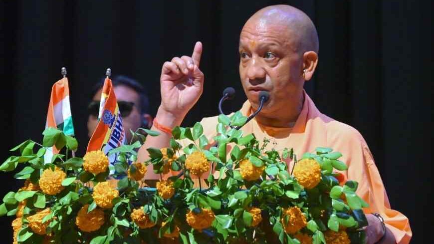 मेरठ में बोले CM योगी- सकारात्मक सोच और संकल्प का नाम है युवा