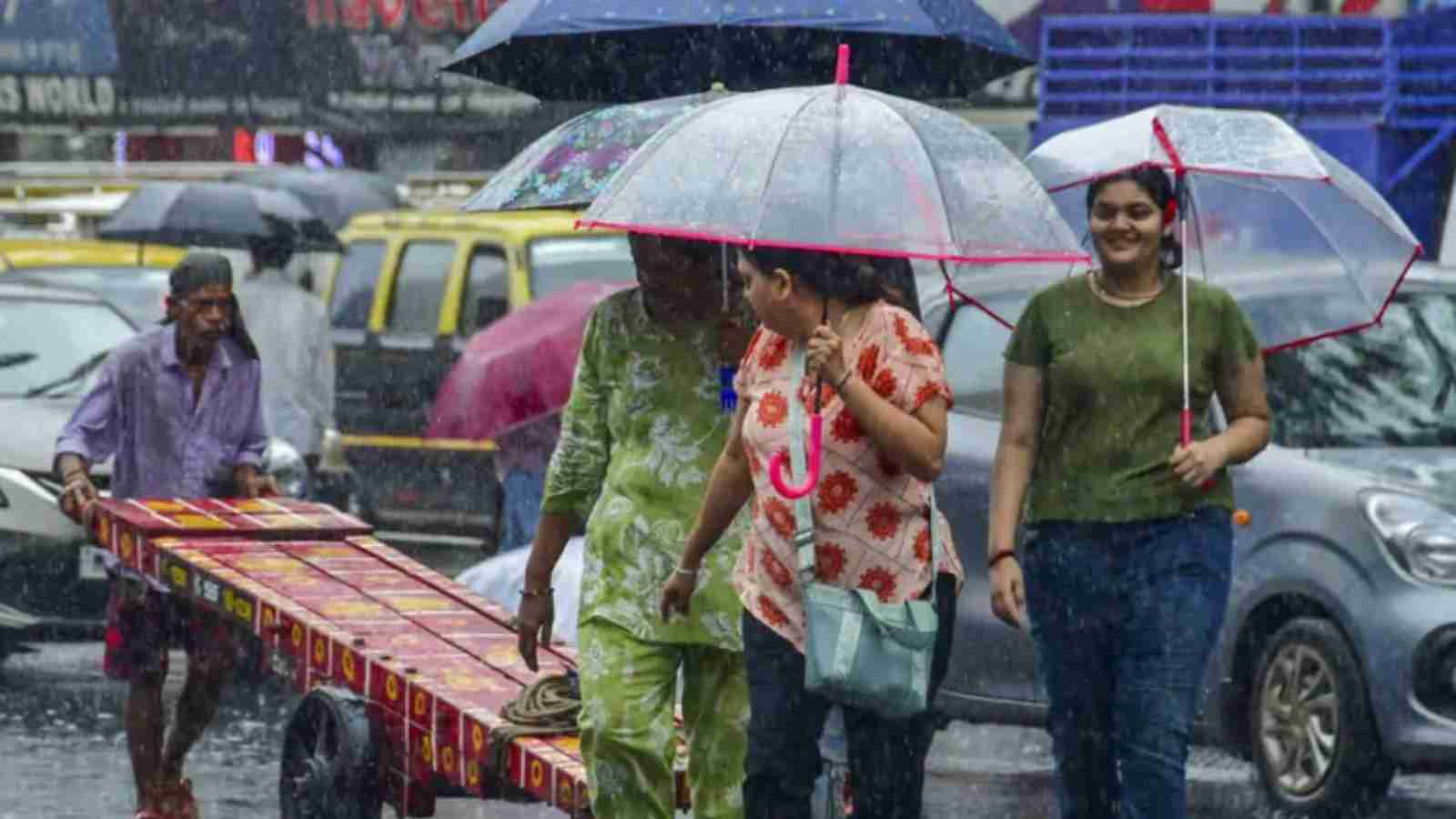 मौसम का बदला मिजाज, आज नौ राज्यों में आंधी-बारिश के आसार
