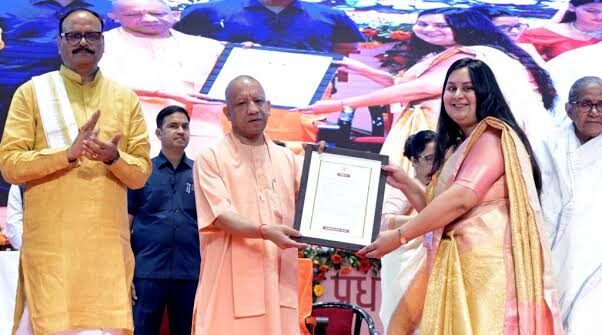 यूपी में 3,567 नए शिक्षक और प्रधानाचार्य नियुक्त, CM योगी ने सौंपे नियुक्ति पत्र