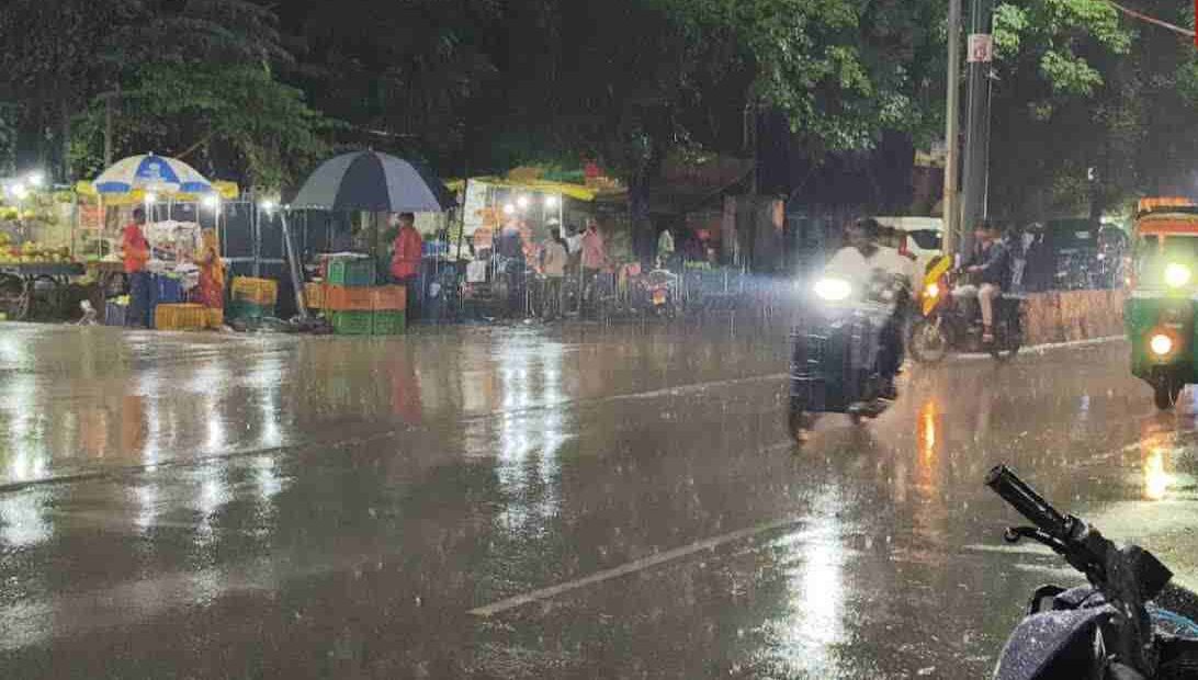 यूपी में आज से बारिश का नया दौर, लखनऊ समेत 40 से अधिक जिलों में बरसेंगे बादल