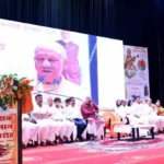 शिक्षा में राजनीति नहीं, बच्चों के भविष्य पर दें ध्यान: सीएम योगी
