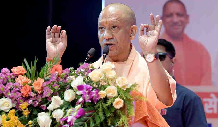 स्थायी शांति के लिए दुनिया भारत की ओर देखती है- सीएम योगी