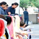 जनता दर्शन में सीएम योगी के सख्त निर्देश, बोले- जन कल्याण सरकार का संकल्प