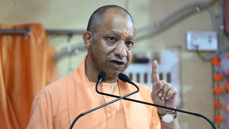 यूपी में पेपर लीक और सॉल्वर गैंग चलाने वालों को नहीं मिलेगी सरकारी नौकरी