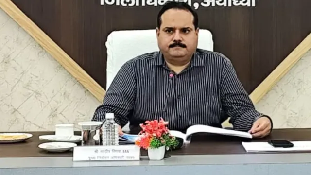यूपी में मतदाता सूची की गड़बड़ी पर CEO सख्त